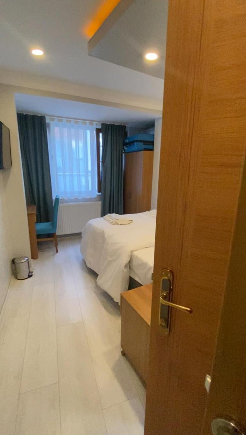 Riverland Suites Apart Hotel Istanbul Exteriör bild