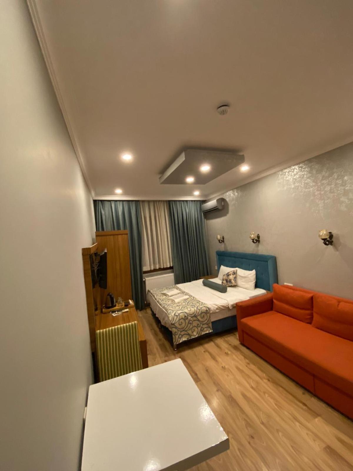 Riverland Suites Apart Hotel Istanbul Exteriör bild