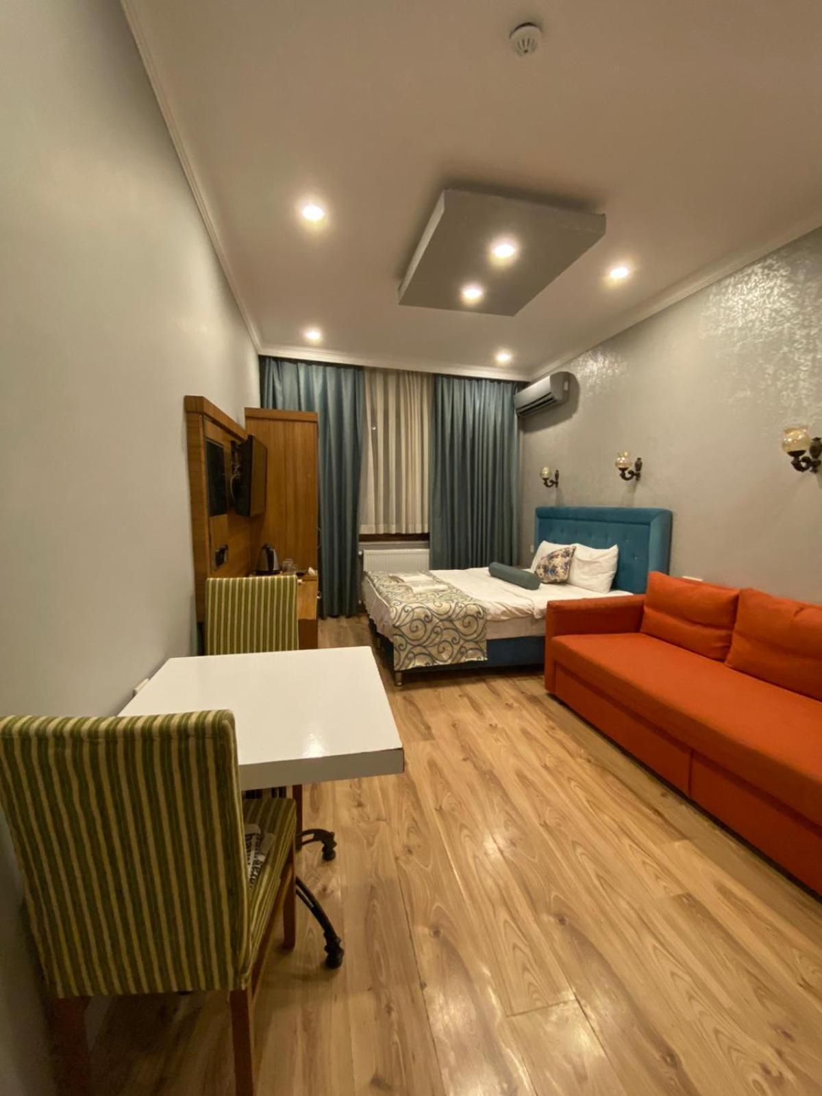 Riverland Suites Apart Hotel Istanbul Exteriör bild