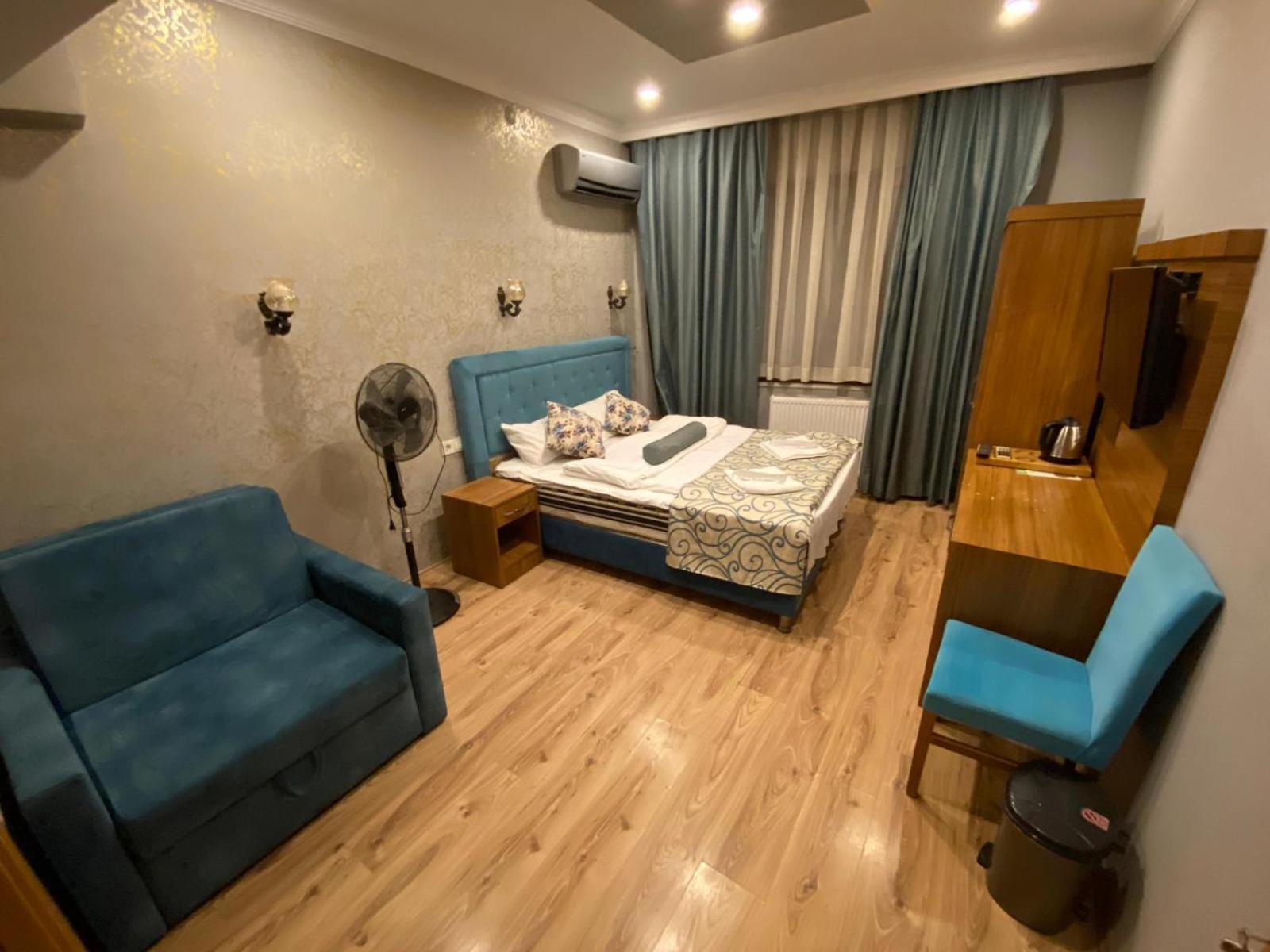 Riverland Suites Apart Hotel Istanbul Exteriör bild
