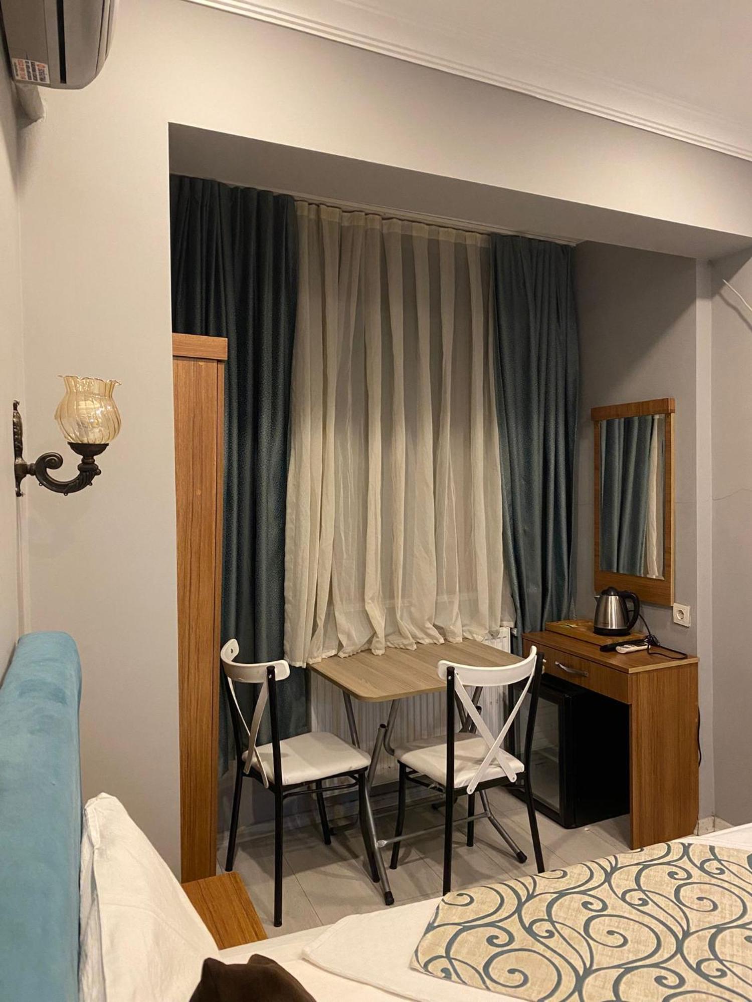 Riverland Suites Apart Hotel Istanbul Exteriör bild
