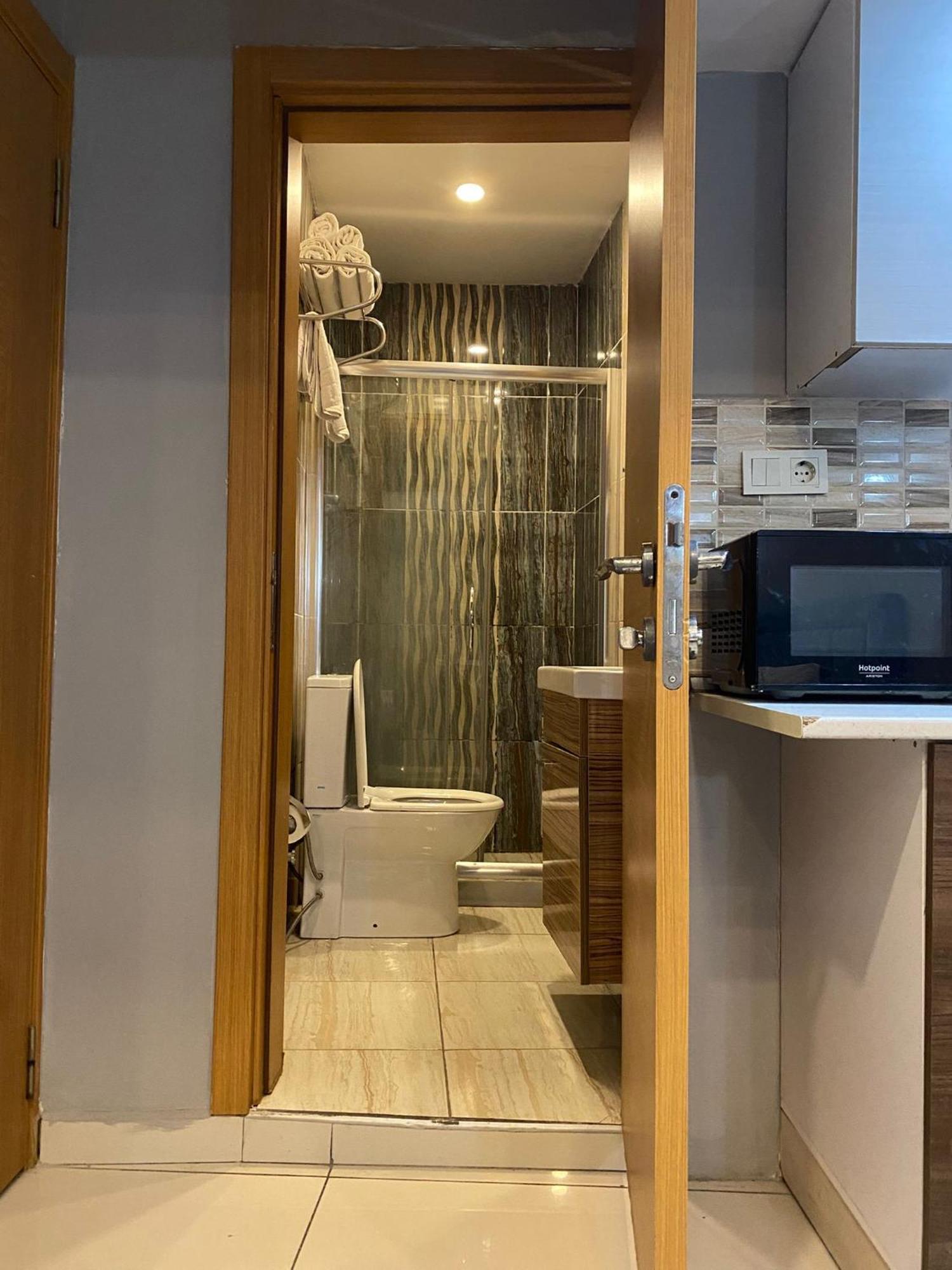 Riverland Suites Apart Hotel Istanbul Exteriör bild